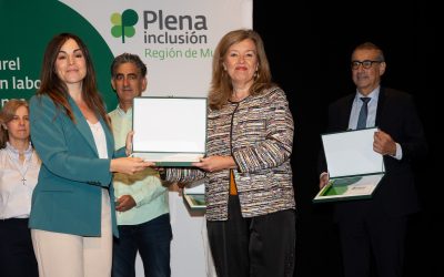 La Oficina de Congresos del Ayuntamiento de Murcia recibe un reconocimiento de Plena Inclusión por su colaboración con Assido